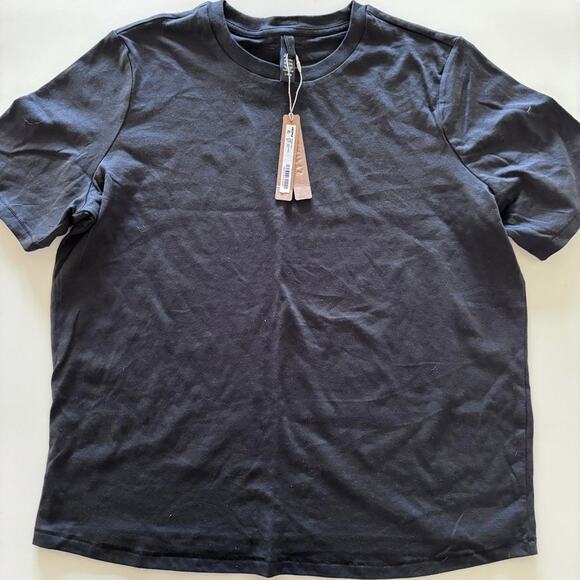 NWT Skims Relaxed Short Sleeve T-Shirt - Picture 1 of 2